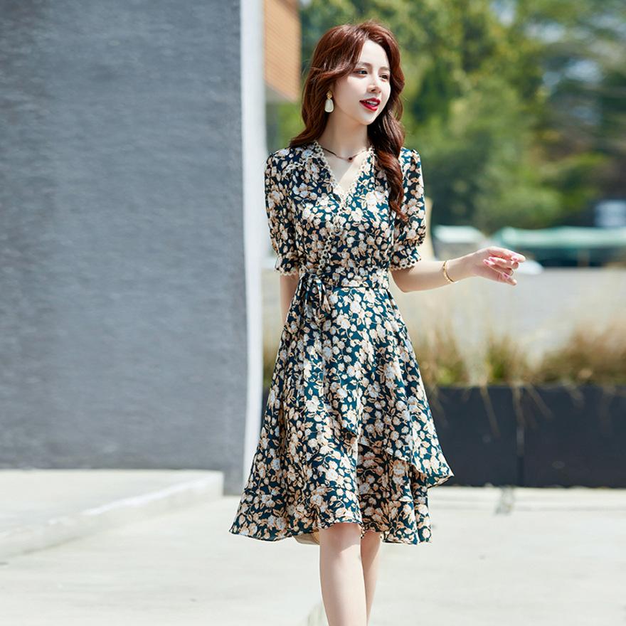 Женское шифоновое платье с цветочным принтом, новое, темпераментное, с тонкой талией, маленькая дизайнерская юбка 2XL темно-зеленого
Женское шифоновое платье с цветочным принтом, новое, темпераментное, с тонкой талией, маленькая дизайнерская юбка 2XL темно-зеленого