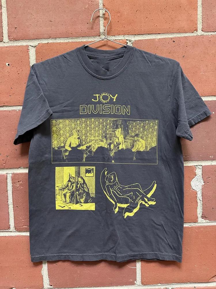 Vintage Joy Division fan art Shirt tour Concert Unisex Adult S to 5XL Unisex T-Shirt XL
Vintage Joy Division fan art Shirt tour Concert Unisex Adult S to 5XL Unisex T-Shirt XL