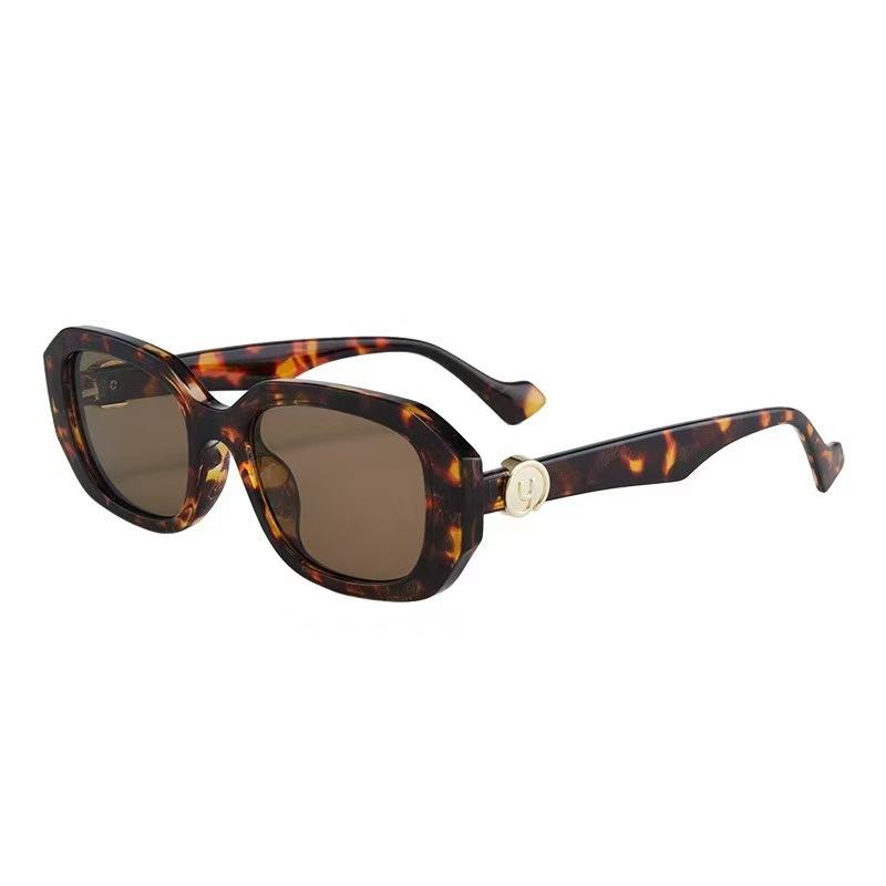 New Fashion Sunglasses Men Rectangle Shape Anti-glare Sun Glasses for Men Driving Travelling Women s Sunglasses
New Fashion Sunglasses Men Rectangle Shape Anti-glare Sun Glasses for Men Driving Travelling Women s Sunglasses