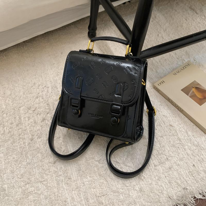 Vintage commuter backpack women s winter new high-value simple casual outing backpack
Vintage commuter backpack women s winter new high-value simple casual outing backpack