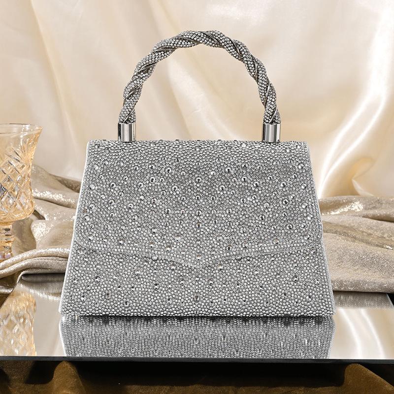 Fashion Rhinestone Evening Bag Women Handbags Sequins Glitter Clutches Wedding Purses Female Shoulder Crossbody Tote Handbags срібний
Fashion Rhinestone Evening Bag Women Handbags Sequins Glitter Clutches Wedding Purses Female Shoulder Crossbody Tote Handbags срібний