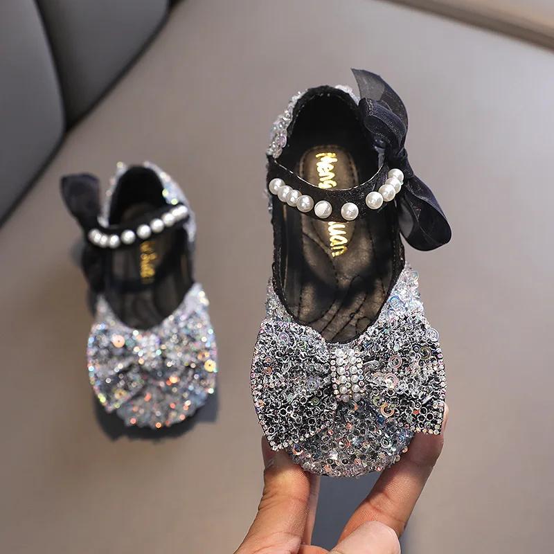Girls Princess Shoes Spring Blue Lace Bowknot Pearl Flats Children s Leather Shoes Autumn Baby Beige Single Shoes Kids H05273 21 чорний
Girls Princess Shoes Spring Blue Lace Bowknot Pearl Flats Children s Leather Shoes Autumn Baby Beige Single Shoes Kids H05273 21 чорний
