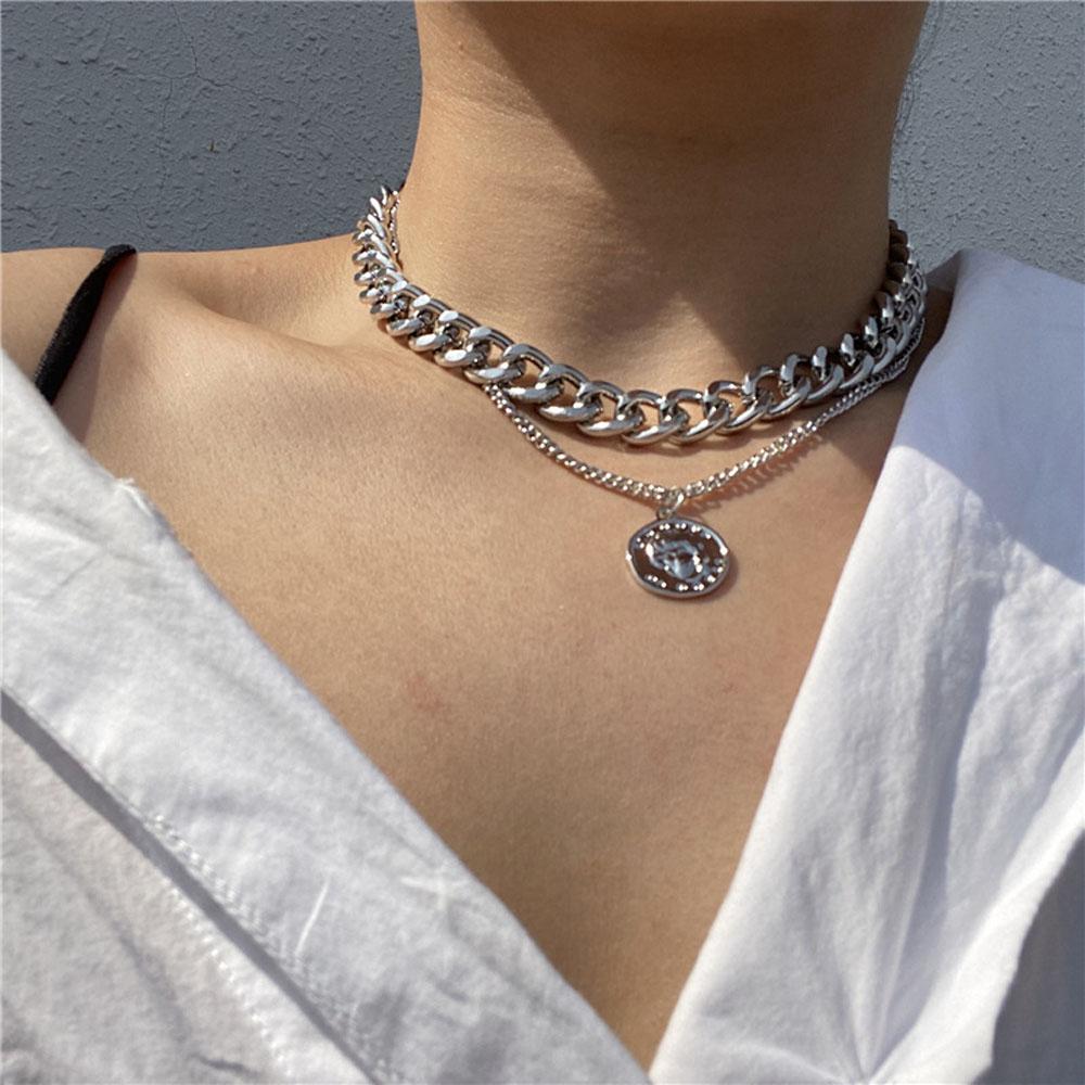 Chocker Double Layers Carved Coin Fashion Accessories Clavicle Chain Jewelry Necklaces Pendants 
Chocker Double Layers Carved Coin Fashion Accessories Clavicle Chain Jewelry Necklaces Pendants