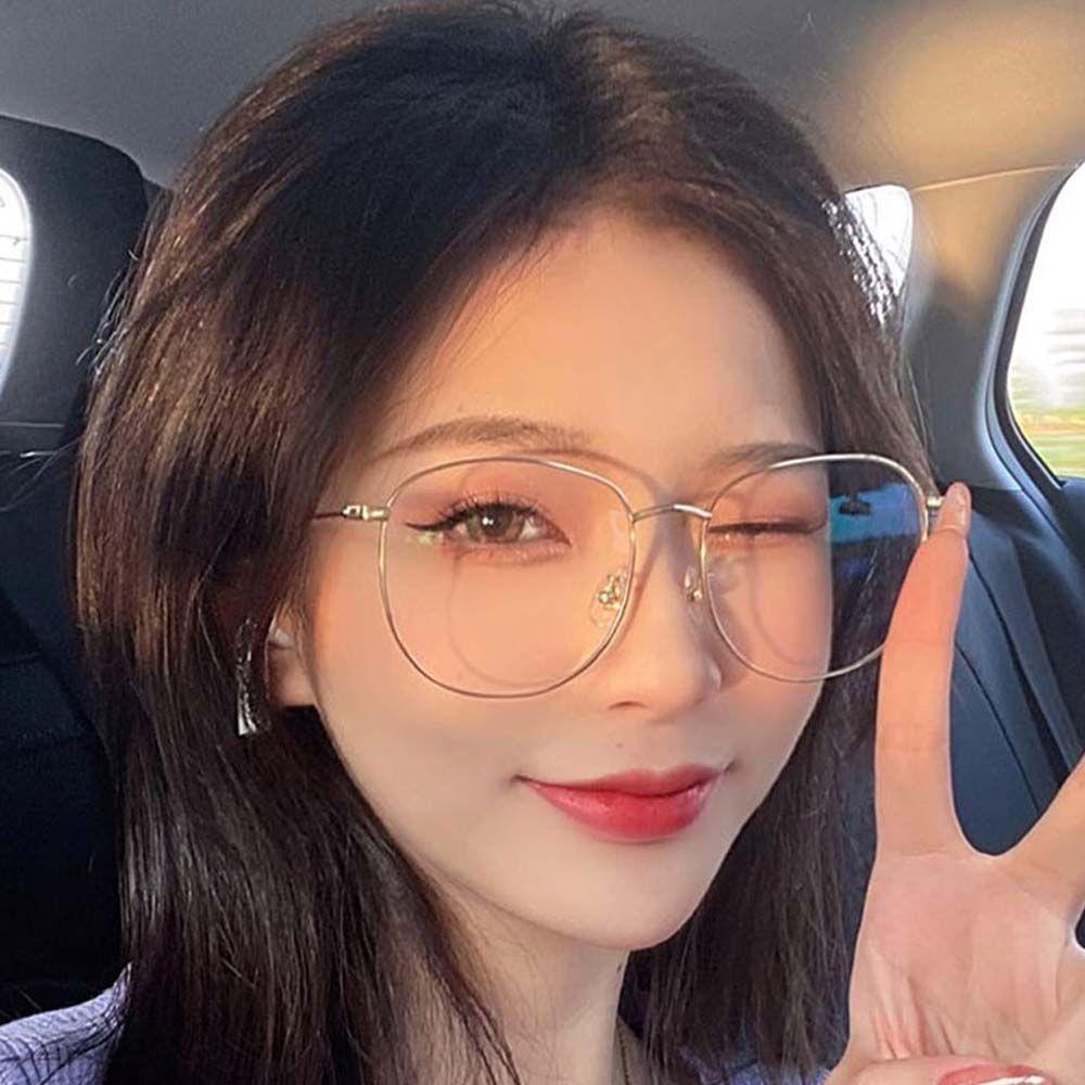 Irregular Lenses Anti-blue Computer Glasses Optical Spectacle Square Glasses Big Frame Glasses серый
Irregular Lenses Anti-blue Computer Glasses Optical Spectacle Square Glasses Big Frame Glasses серый
