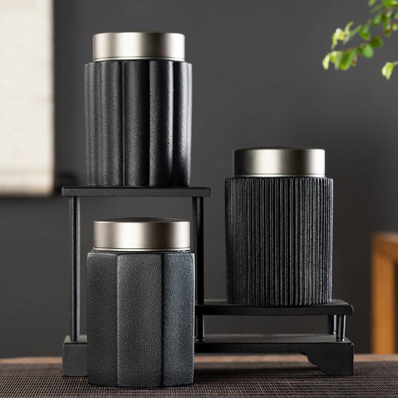 Black Ceramic Storage Jar Vertical Pattern Tea Can Alloy Double Lid Candy Box Kitchen Food Storage Container Home Decoration New
Black Ceramic Storage Jar Vertical Pattern Tea Can Alloy Double Lid Candy Box Kitchen Food Storage Container Home Decoration New