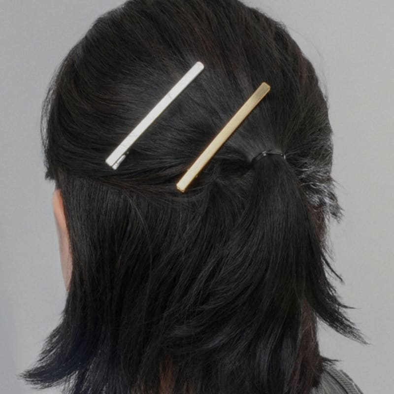 POSTLUDE METAL LINE HAIRCLIP (2 COLORS) GOLD
POSTLUDE METAL LINE HAIRCLIP (2 COLORS) GOLD