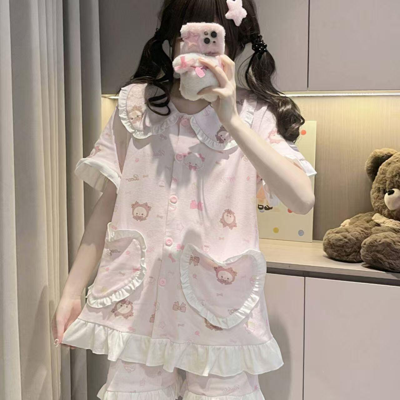 Soft cute princess style pink rabbit bear pajamas women s summer short-sleeved shorts doll collar lace two girls loungewear S
Soft cute princess style pink rabbit bear pajamas women s summer short-sleeved shorts doll collar lace two girls loungewear S