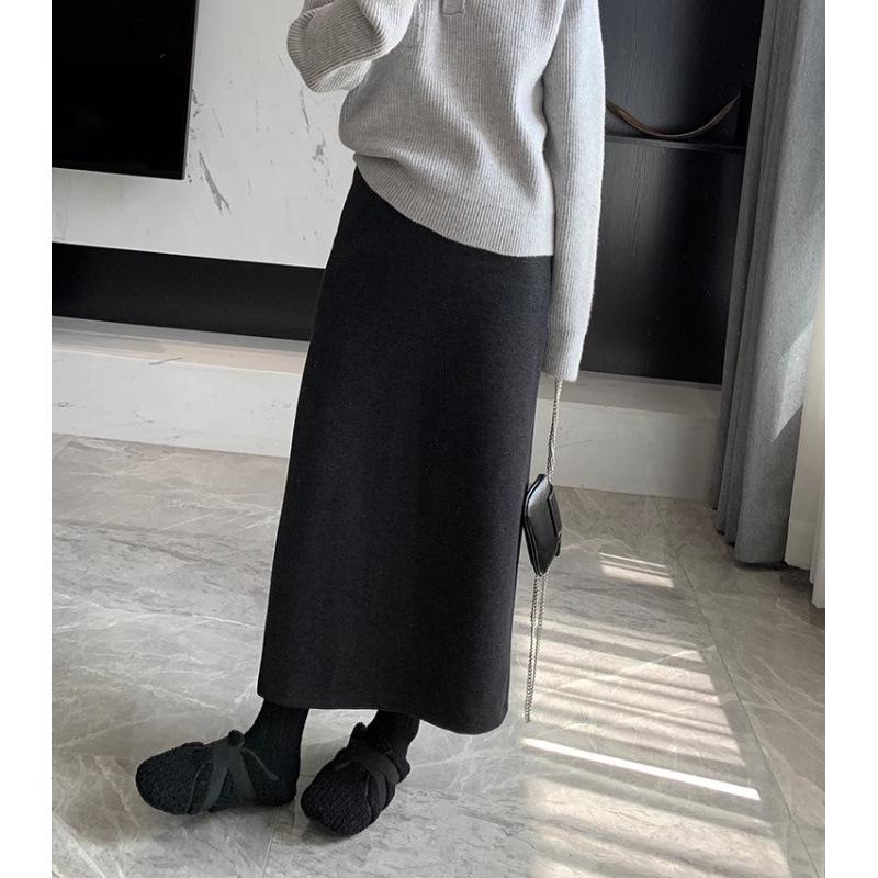 Women s Deep Gray Wool Tweed Midi A-line Skirt, 2026 Spring/Autumn Collection, Elastic High Waist. XL глибокий/сірий колір
Women s Deep Gray Wool Tweed Midi A-line Skirt, 2026 Spring/Autumn Collection, Elastic High Waist. XL глибокий/сірий колір