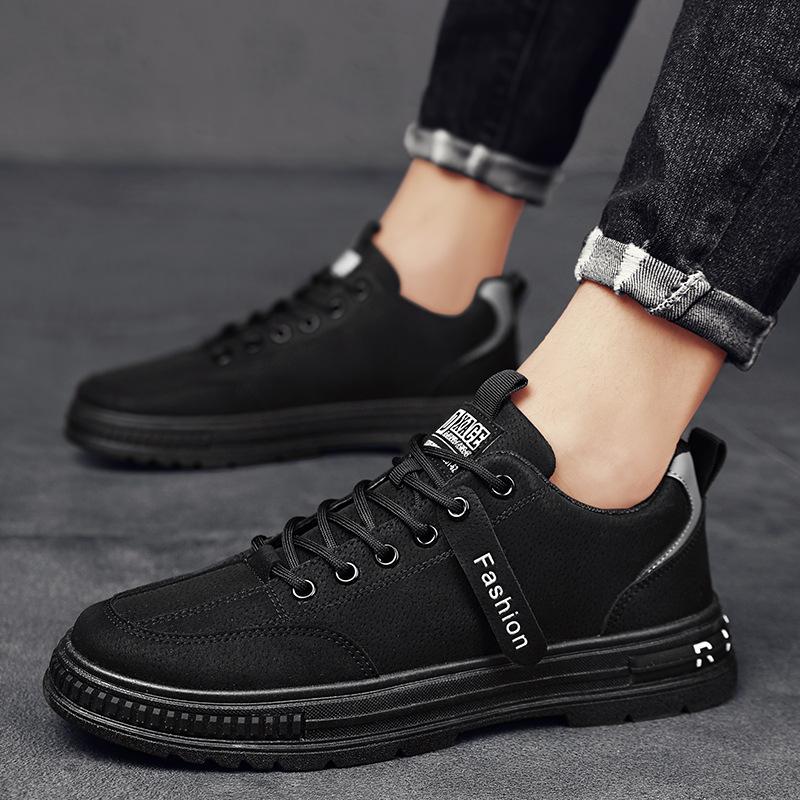 Autumn new men s board shoes retro versatile casual shoes breathable tooling shoes trendy versatile sports men s shoes 39
Autumn new men s board shoes retro versatile casual shoes breathable tooling shoes trendy versatile sports men s shoes 39