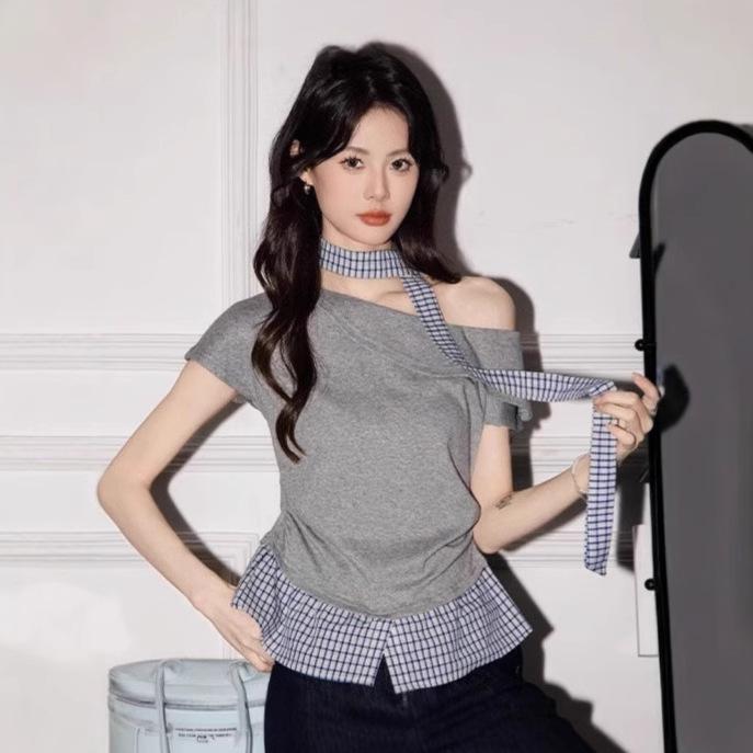 Women’s 2025 Summer Plaid Patchwork Off-Shoulder T-Shirt with Irregular Neck and Short Sleeves XL (Premium)
Women’s 2025 Summer Plaid Patchwork Off-Shoulder T-Shirt with Irregular Neck and Short Sleeves XL (Premium)