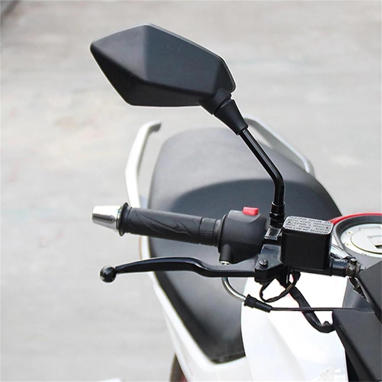 Handlebar Mirror Side Mirror Rearview Mirror Motorcycle for Suzuki V-Strom 650 1000 DL650 DL1000 DL250 GSR750 GSR 750 GSR250(Carbon Fiber) чорний
Handlebar Mirror Side Mirror Rearview Mirror Motorcycle for Suzuki V-Strom 650 1000 DL650 DL1000 DL250 GSR750 GSR 750 GSR250(Carbon Fiber) чорний