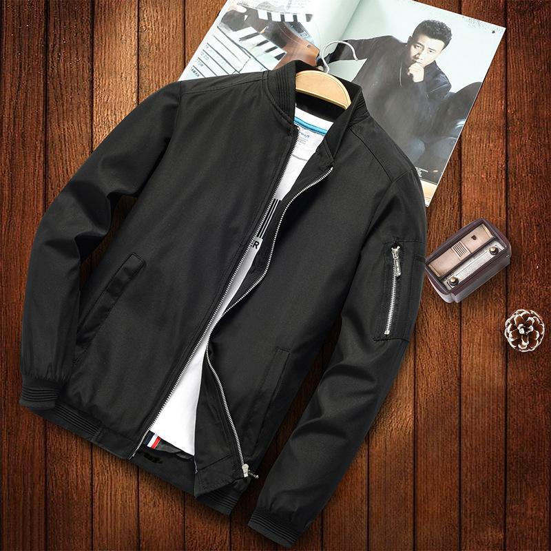 Autumn and Winter New Men s Jacket Fashion Stand-up Collar Young Men s Jacket L чорний
Autumn and Winter New Men s Jacket Fashion Stand-up Collar Young Men s Jacket L чорний