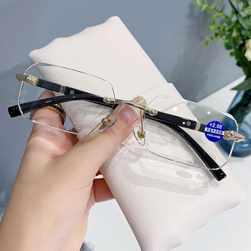 Frameless Cut-Edge Anti-Blue Light Reading Glasses - Men s Square Frame, Trendy Casual Style for Middle-Aged and Elderly. Anti-Blue Light +200
Frameless Cut-Edge Anti-Blue Light Reading Glasses - Men s Square Frame, Trendy Casual Style for Middle-Aged and Elderly. Anti-Blue Light +200