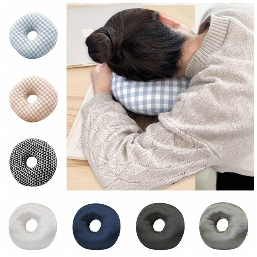 Single Hole Hollow Pillow Comfortable Donut Pillow Creative Filling Ear Pillow Ear Protection Style B
Single Hole Hollow Pillow Comfortable Donut Pillow Creative Filling Ear Pillow Ear Protection Style B