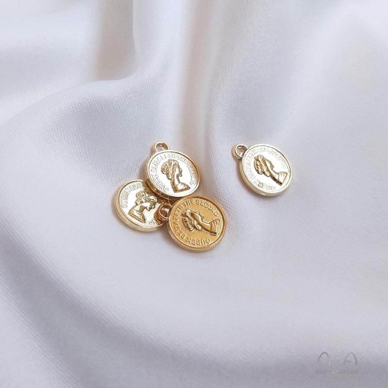 14K Gold-Filled Color-Preserving Queen Elizabeth Coin Pendant Charm for DIY Jewelry 8mm pendant - 1 piece
14K Gold-Filled Color-Preserving Queen Elizabeth Coin Pendant Charm for DIY Jewelry 8mm pendant - 1 piece
