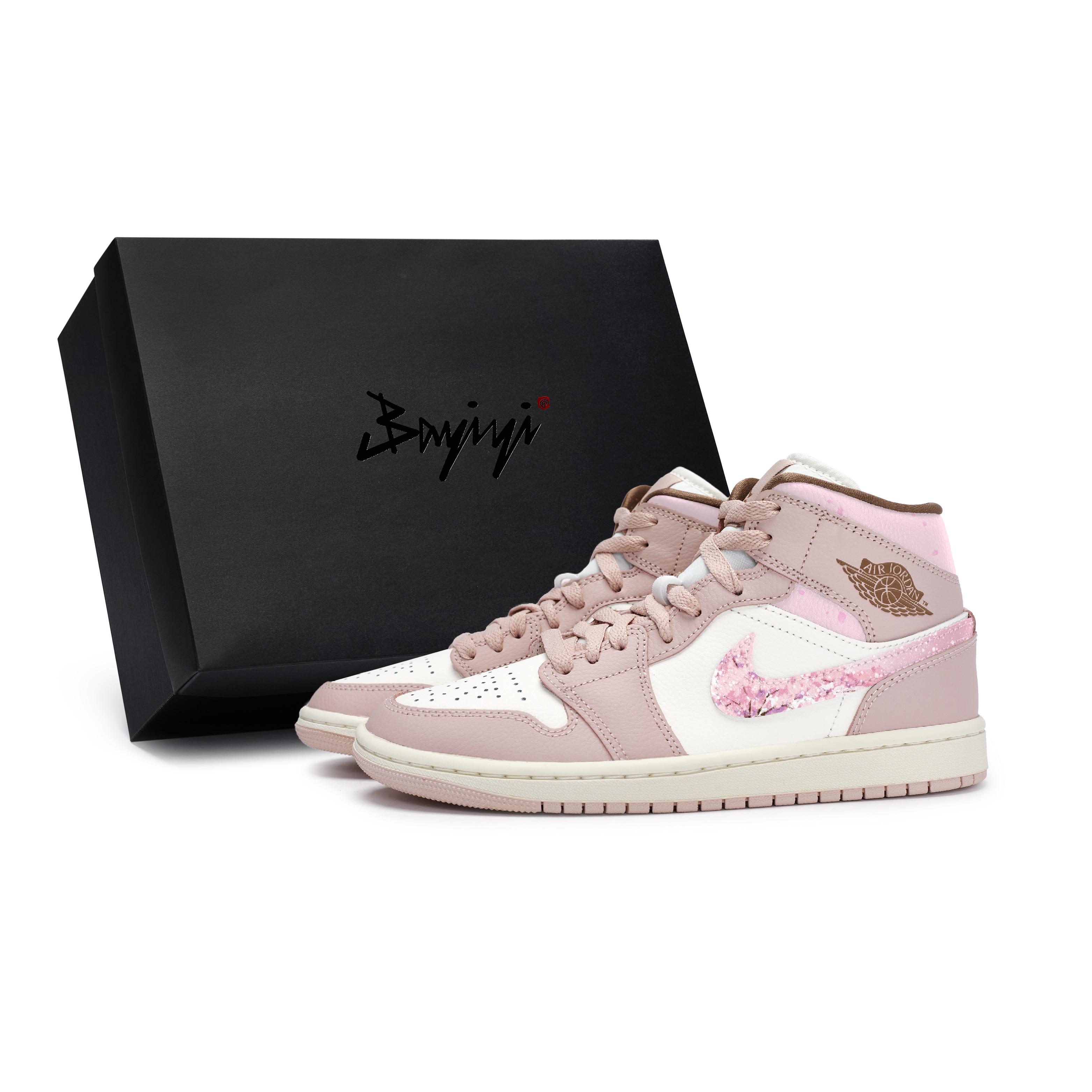 Jordan Air Jordan 1 Vintage Basketball Shoes Women s Mid Top White/Pink BQ6472-620(Team80-S-BOX) 38
Jordan Air Jordan 1 Vintage Basketball Shoes Women s Mid Top White/Pink BQ6472-620(Team80-S-BOX) 38