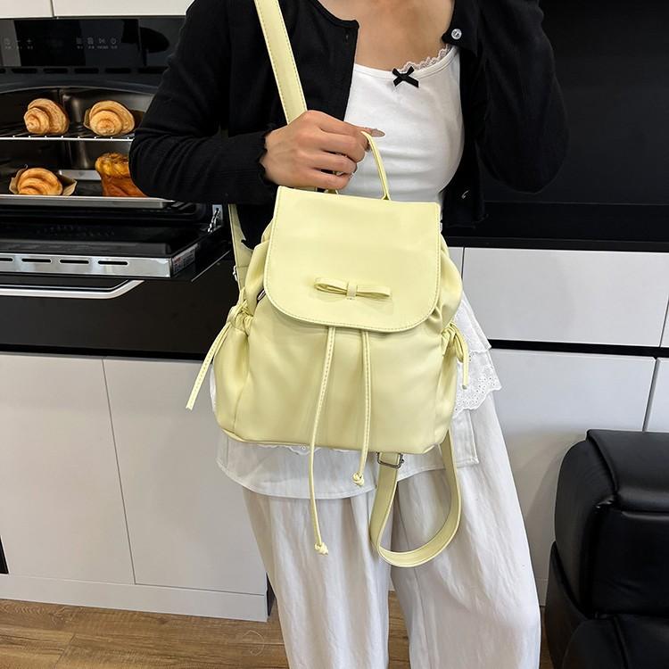 Backpack bag women 2025 new niche simple portable bucket bag lightweight travel backpack чёрный
Backpack bag women 2025 new niche simple portable bucket bag lightweight travel backpack чёрный