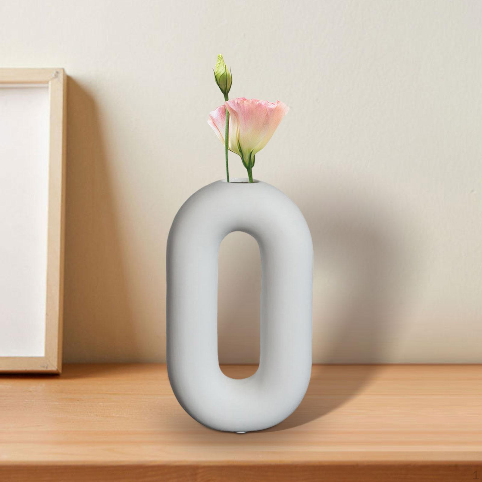 Современная фарфоровая ваза для цветов, настольный акцентный элемент 12.2 cmx20.4 cm
Современная фарфоровая ваза для цветов, настольный акцентный элемент 12.2 cmx20.4 cm