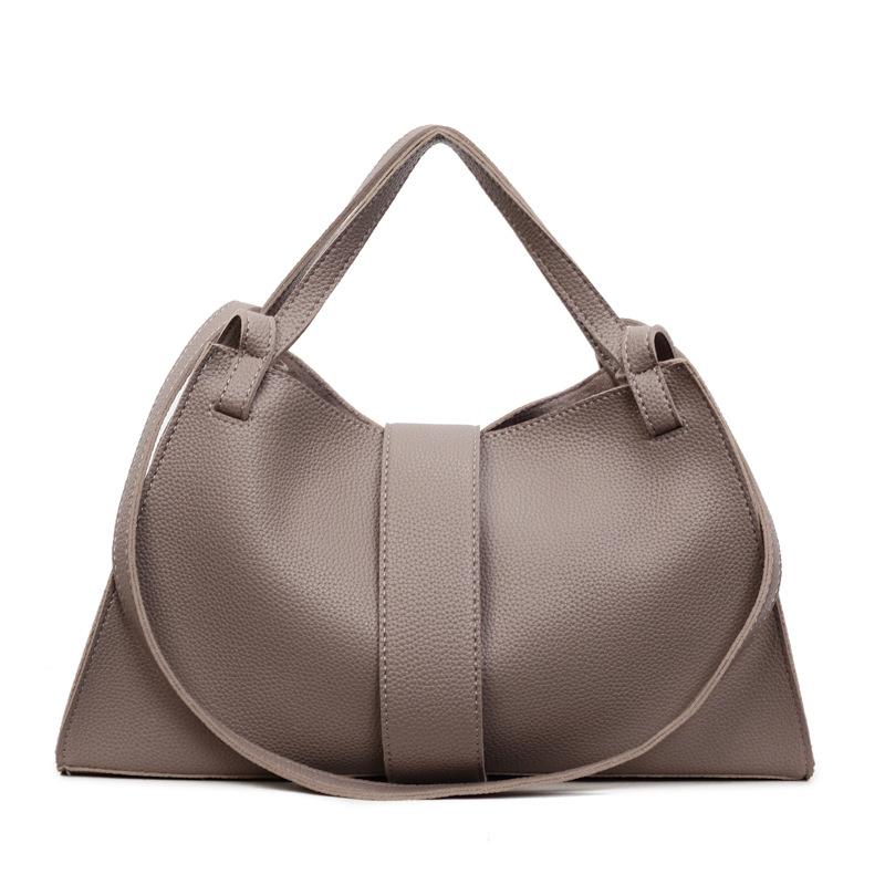 Niche Design Commuter Handbag French Simple High-end Temperament Large Capacity Underarm Shoulder Bag 35x11x19 хакі
Niche Design Commuter Handbag French Simple High-end Temperament Large Capacity Underarm Shoulder Bag 35x11x19 хакі