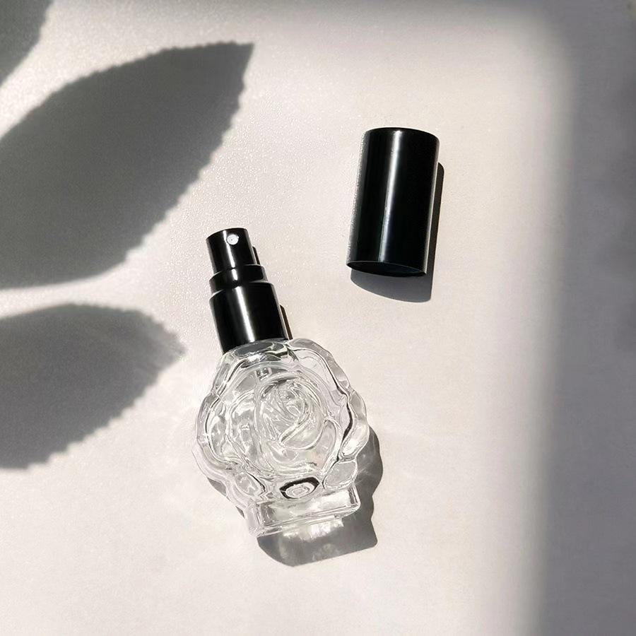 F053 10ML Rose Flower Glass Perfume Spray Bottle - Refillable and Empty
F053 10ML Rose Flower Glass Perfume Spray Bottle - Refillable and Empty