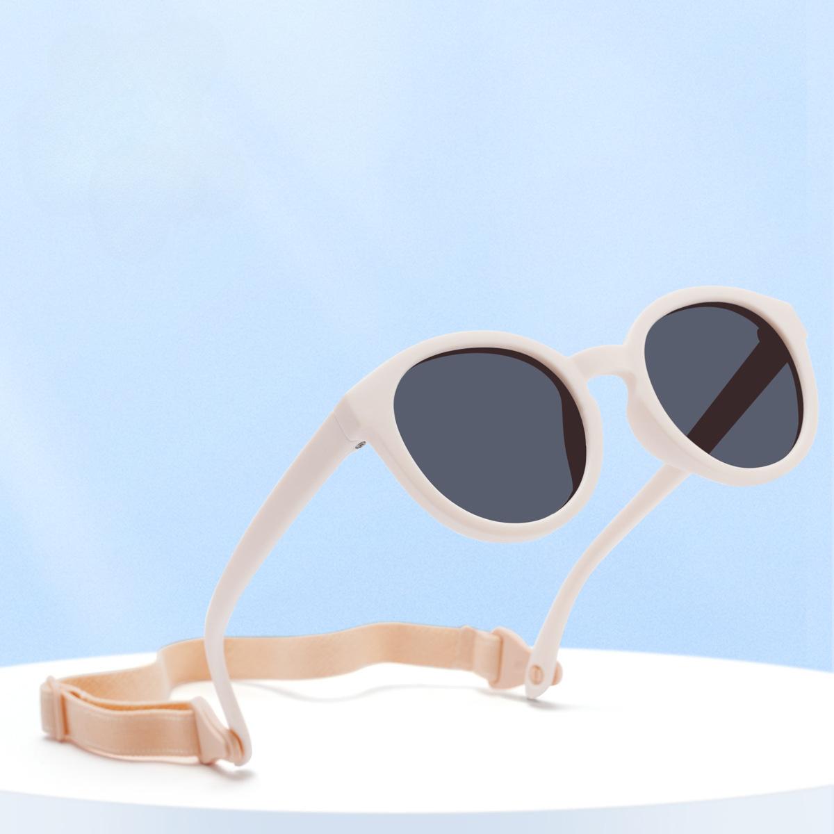 Fashion Baby s First Sunglasses with Strap Round Flexible UV400 Polarized Infant Sunglasses for Ages 0-3 Years
Fashion Baby s First Sunglasses with Strap Round Flexible UV400 Polarized Infant Sunglasses for Ages 0-3 Years