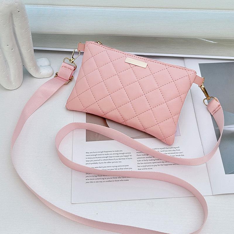 Вышитая маленькая квадратная сумка женская сумка модная универсальная сумка-мессенджер на плечо маленькая сумка для мобильного телефона розовый
Вышитая маленькая квадратная сумка женская сумка модная универсальная сумка-мессенджер на плечо маленькая сумка для мобильного телефона розовый