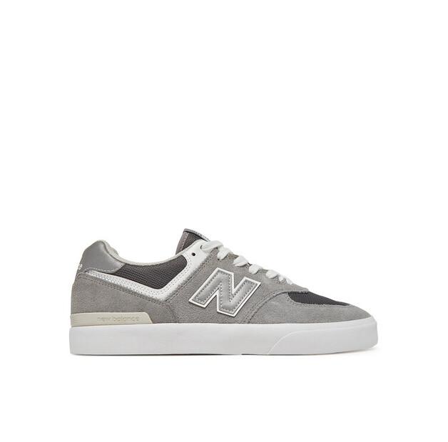 Кроссовки New Balance NM574VGY EU 40
Кроссовки New Balance NM574VGY EU 40