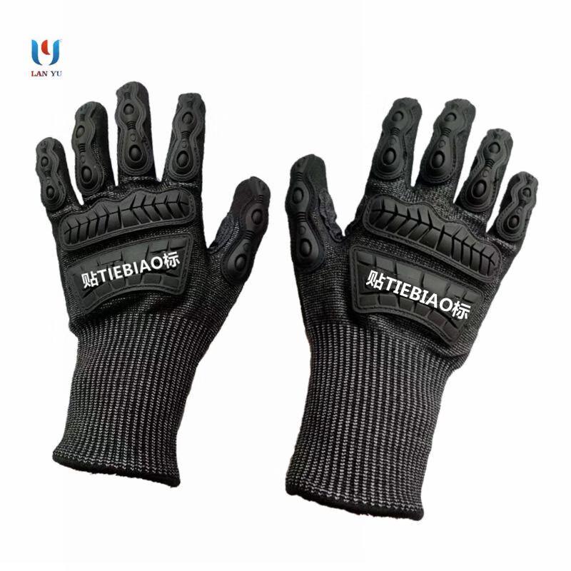 Full Finger Level 5 Anti-Cut Tactical Gloves
Full Finger Level 5 Anti-Cut Tactical Gloves