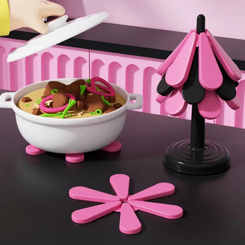 With Stand Christmas Tree Shape Pot Mat Silicone Placemat Coaster Desktop Protection Tools Green-Square base
With Stand Christmas Tree Shape Pot Mat Silicone Placemat Coaster Desktop Protection Tools Green-Square base