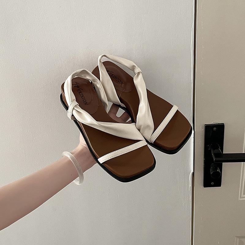 Fashion versatile niche design flat-heeled sandals French small sandals summer women s shoes open-toed square head thick-soled cool slippers 40 бежевый
Fashion versatile niche design flat-heeled sandals French small sandals summer women s shoes open-toed square head thick-soled cool slippers 40 бежевый