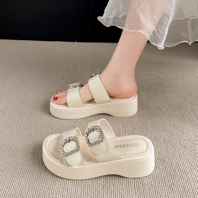 Wind fashion rhinestone belt buckle thick-soled cool slippers 2025 summer beach large size women s shoes 40 бежевий
Wind fashion rhinestone belt buckle thick-soled cool slippers 2025 summer beach large size women s shoes 40 бежевий
