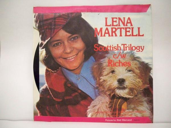 7-дюймовая пластинка LENA MARTELL A Scottish Trilogy Riches 7N45302 Pye Records 1973 Канада Поп Б/у
7-дюймовая пластинка LENA MARTELL A Scottish Trilogy Riches 7N45302 Pye Records 1973 Канада Поп Б/у