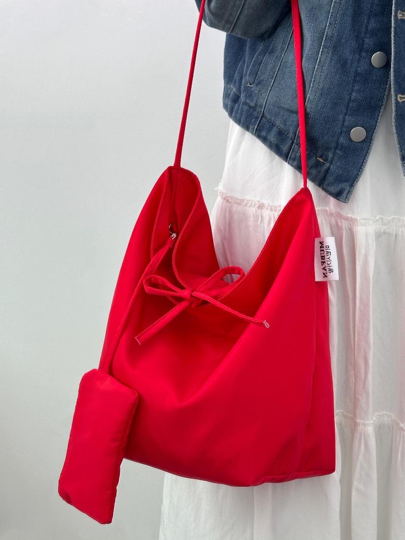 Большая вместительная простая сумка из нейлона через плечо, сумка-ведро для студентов и мужчин, сумка для покупок в стиле ретро красный
Большая вместительная простая сумка из нейлона через плечо, сумка-ведро для студентов и мужчин, сумка для покупок в стиле ретро красный