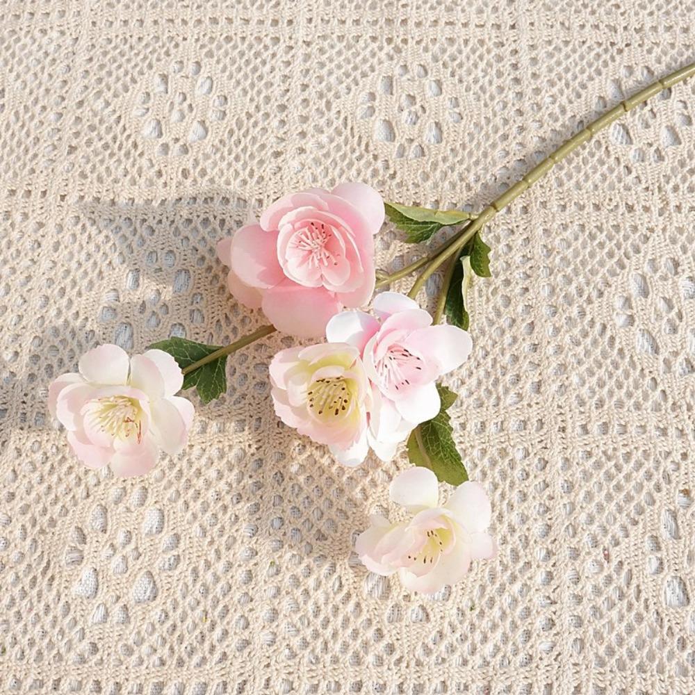 Beautiful 41cm Length Artificial Flower UV Protection Realistic Fake Apple Blossom Silk Photography Prop Flower Indoor Decor рожевий
Beautiful 41cm Length Artificial Flower UV Protection Realistic Fake Apple Blossom Silk Photography Prop Flower Indoor Decor рожевий