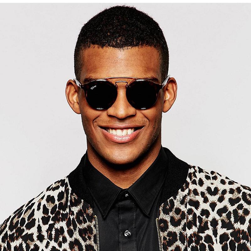 New Fashion Brand Sunglasses Men and Women Classic Driving Glasses Outdoor Fishing Beach Round Frame Glasses
New Fashion Brand Sunglasses Men and Women Classic Driving Glasses Outdoor Fishing Beach Round Frame Glasses