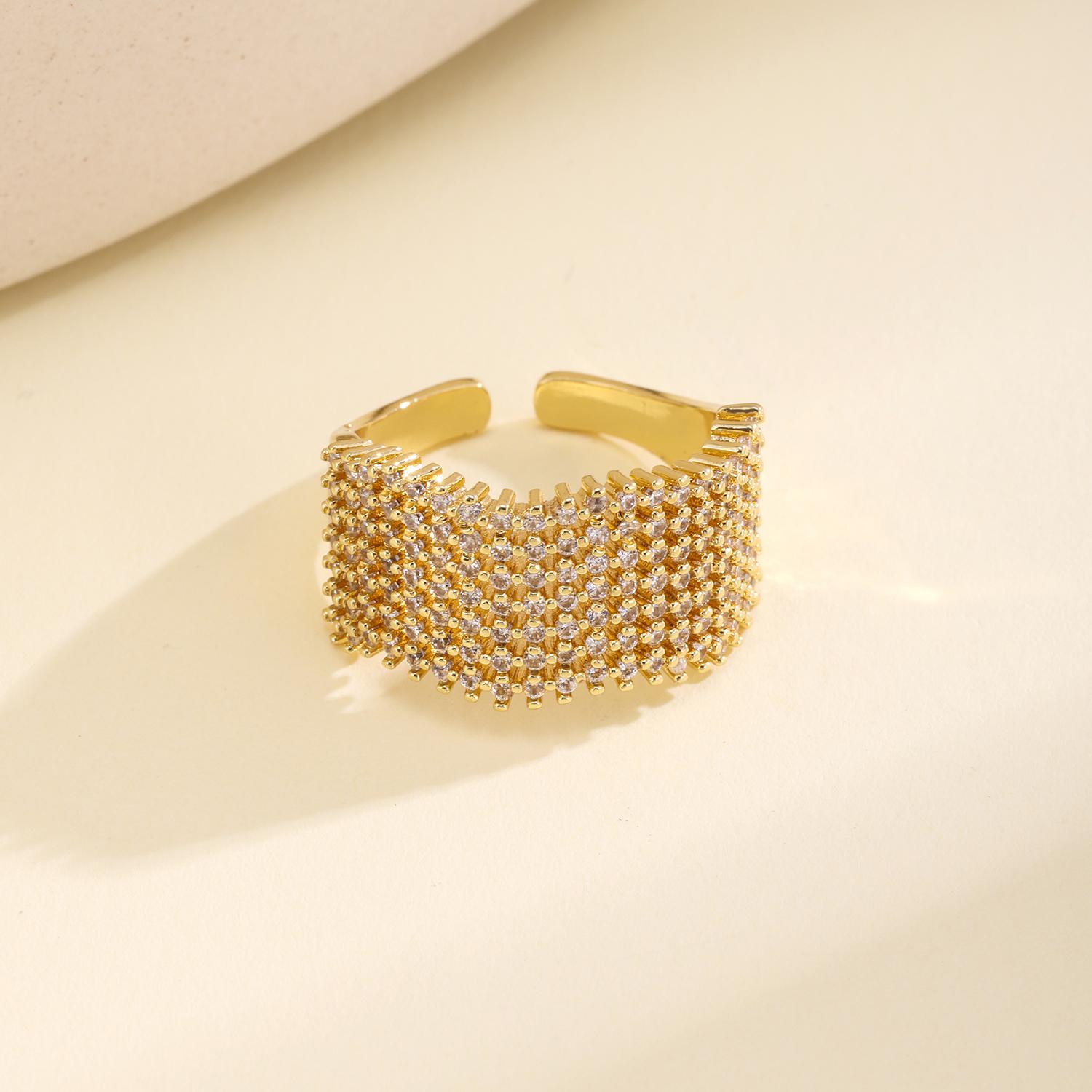 Nidin Trendy Minimalist Textured Open Band Ring For Women Shiny Crystal Zircon Adjustable Stackable Jewelry Suitable Daily Wear resizable
Nidin Trendy Minimalist Textured Open Band Ring For Women Shiny Crystal Zircon Adjustable Stackable Jewelry Suitable Daily Wear resizable