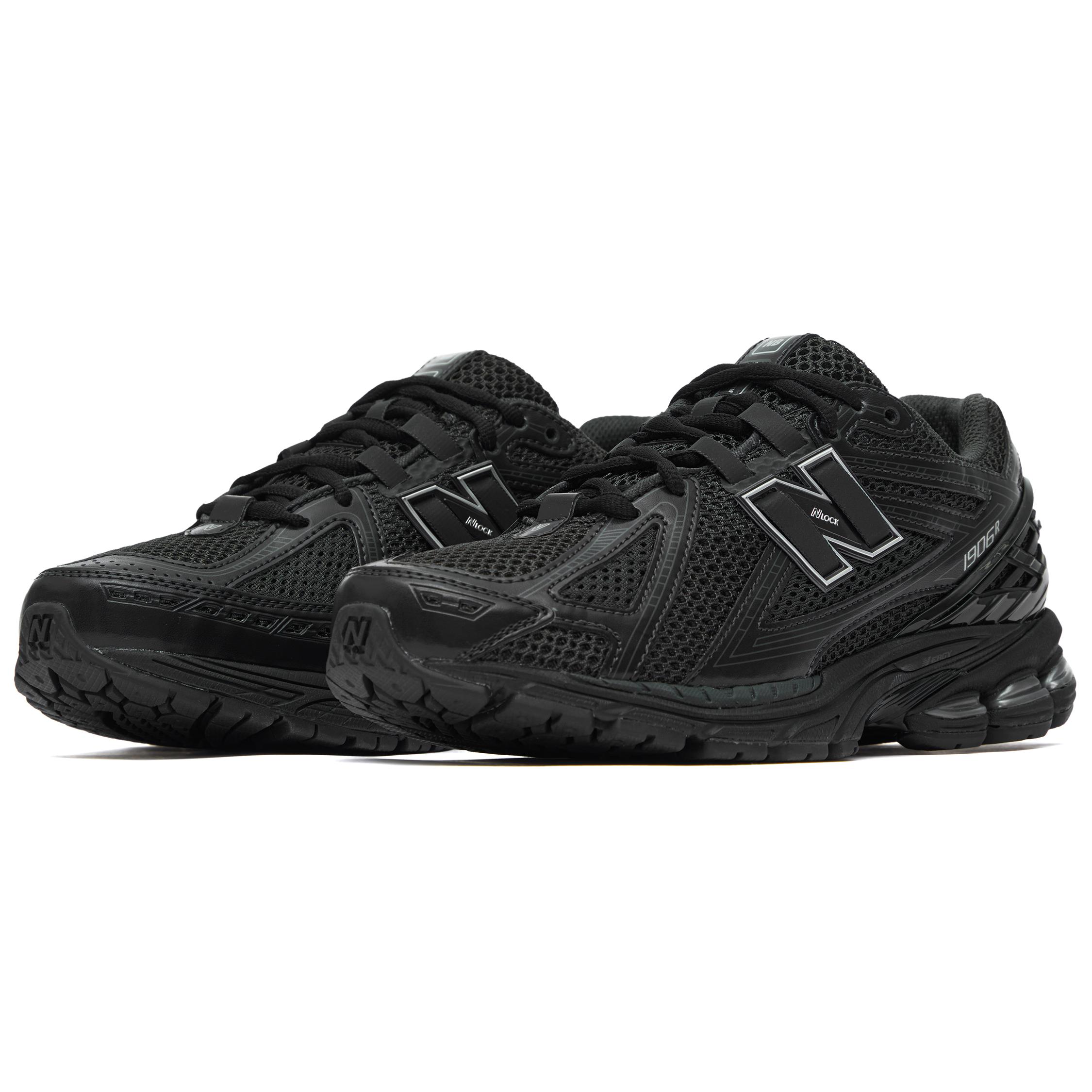 Новые New Balance 1906R Черный Металлик Серебристый M1906RJB 42
Новые New Balance 1906R Черный Металлик Серебристый M1906RJB 42