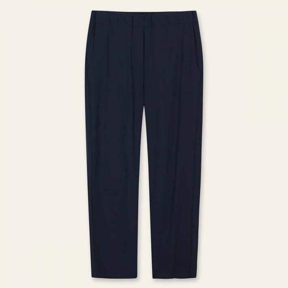 Oilily Petrin Pants Owis7pt011 (44/2XL)
Oilily Petrin Pants Owis7pt011 (44/2XL)