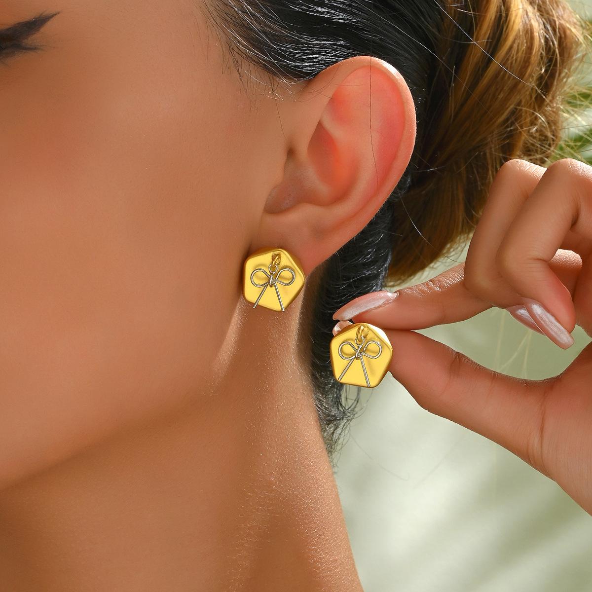 Simple Mori College Women s Earrings Bow Premium Design Stud Earrings Sweet Earrings
Simple Mori College Women s Earrings Bow Premium Design Stud Earrings Sweet Earrings