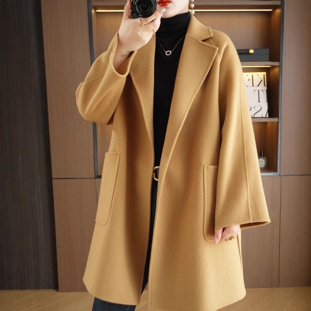 High-End Double-Faced Wool Coat: Women s Loose-Fit Mid-Length 100% Wool Suit for Autumn/Winter Versatile Style M (120-140 lbs)
High-End Double-Faced Wool Coat: Women s Loose-Fit Mid-Length 100% Wool Suit for Autumn/Winter Versatile Style M (120-140 lbs)