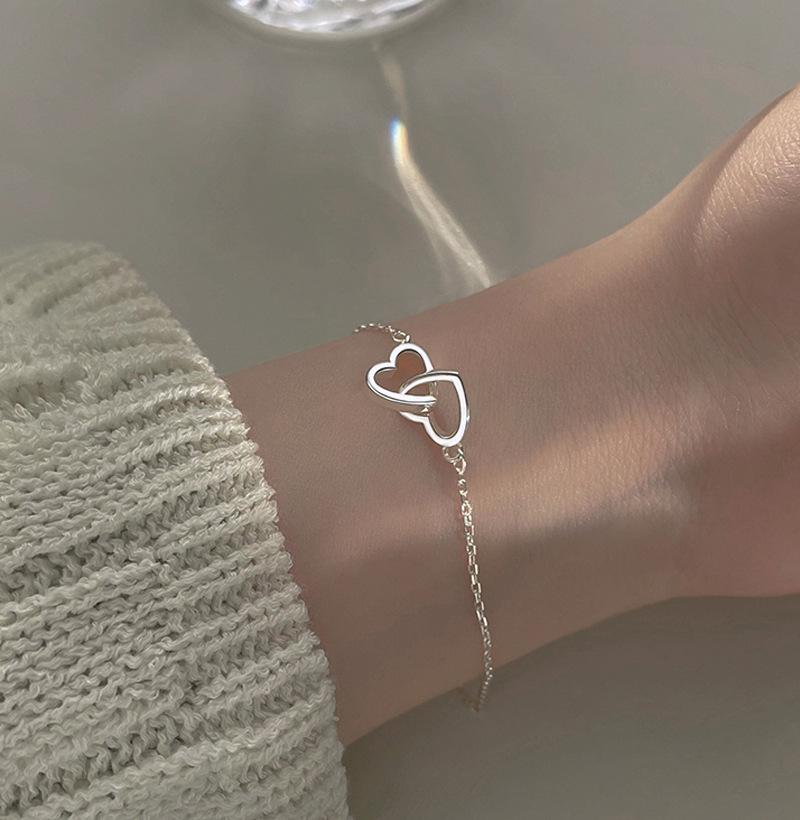 Жіночий браслет Sweet Heart з двошаровим порожнистим серцем та намистинами copper
Жіночий браслет Sweet Heart з двошаровим порожнистим серцем та намистинами copper