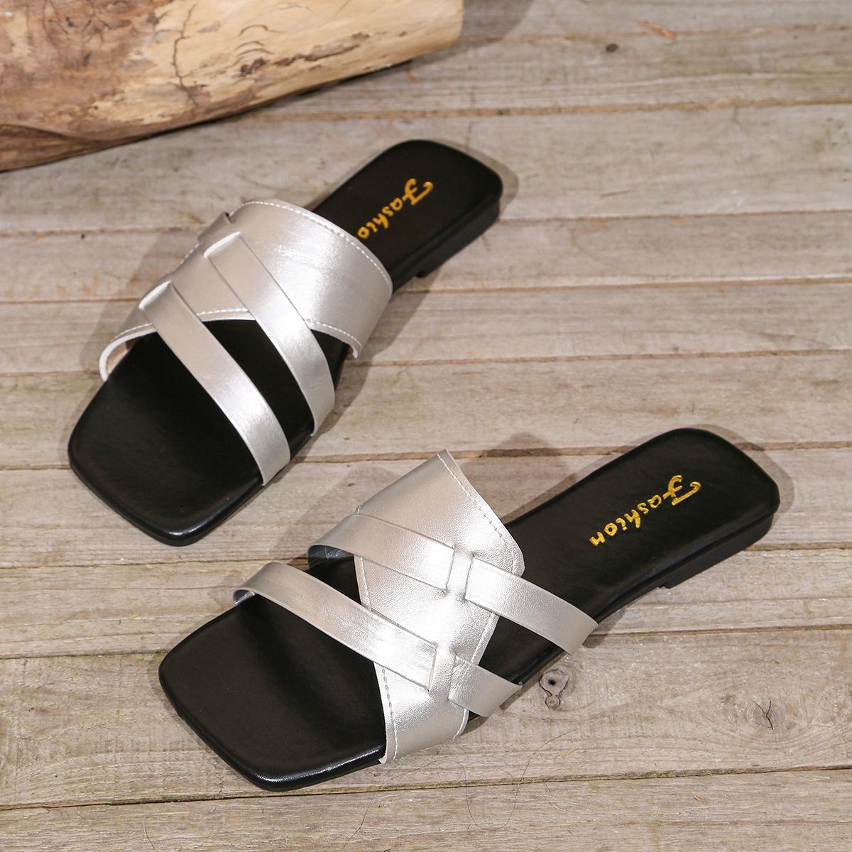 22 New Elegant Slippers Flat Heel Seaside Holiday Beach Open-toed Roman Large Size Cool Slippers 35 серебряный
22 New Elegant Slippers Flat Heel Seaside Holiday Beach Open-toed Roman Large Size Cool Slippers 35 серебряный