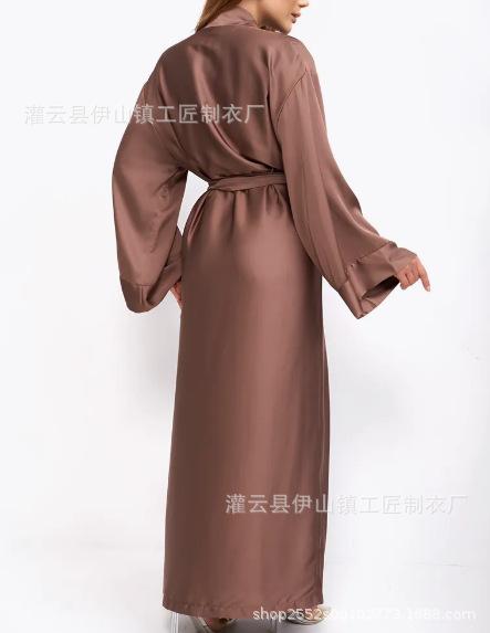 European and American summer new long satin nightgown solid color bridal morning gown cardigan thin sexy bathrobe women s pajamas XL коричневий
European and American summer new long satin nightgown solid color bridal morning gown cardigan thin sexy bathrobe women s pajamas XL коричневий