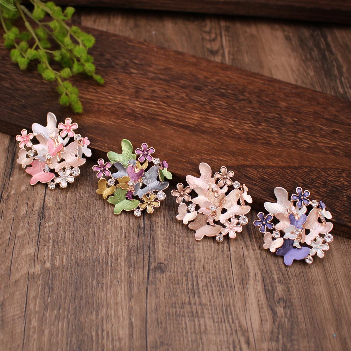 New enamel butterfly flying magnetic brooch, spring and summer small fresh women s versatile multi-functional brooch Magnetic Suction
New enamel butterfly flying magnetic brooch, spring and summer small fresh women s versatile multi-functional brooch Magnetic Suction