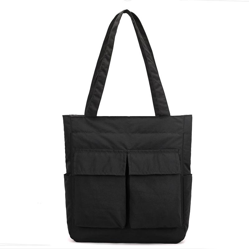 Retro large-capacity portable shoulder bag 2025 winter new casual simple travel bag Korean version tote bag
Retro large-capacity portable shoulder bag 2025 winter new casual simple travel bag Korean version tote bag