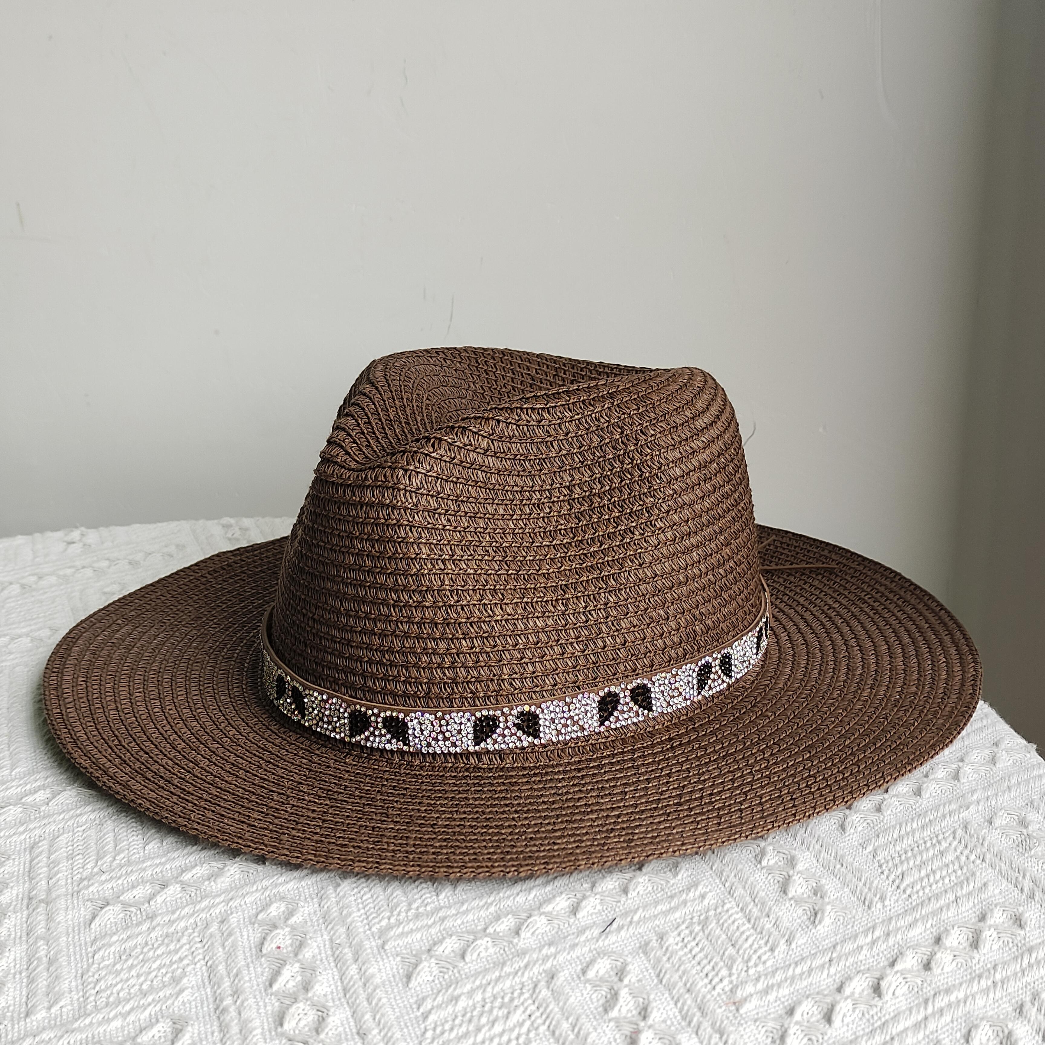 Bohemia Raffia hat Straw Hats for women French Elegant Unique Casual Beach Travel Sunshade Sun Hat Jazz Hats men Panama
Bohemia Raffia hat Straw Hats for women French Elegant Unique Casual Beach Travel Sunshade Sun Hat Jazz Hats men Panama