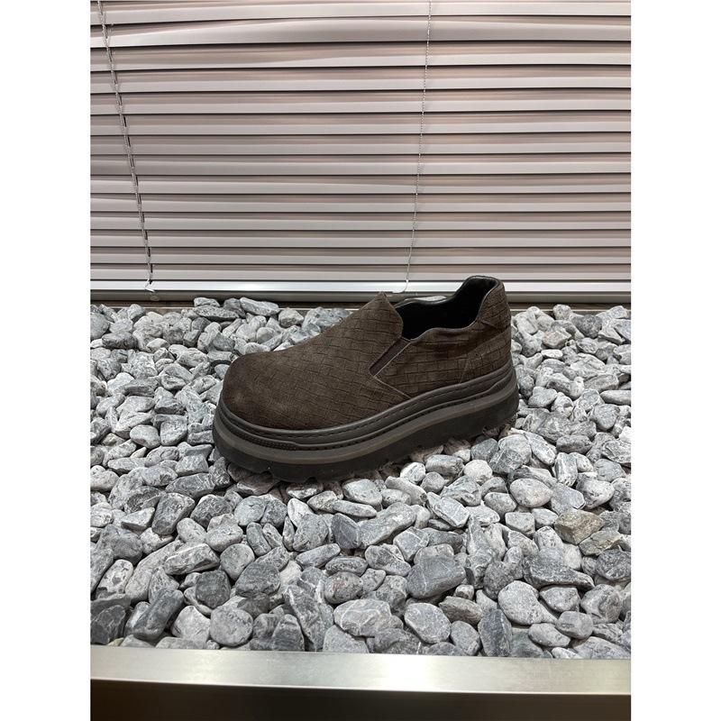 Boots autumn new big head shoes woven matte leather surface breathable Martin boots thick sole non-slip retro flm 38 коричневый
Boots autumn new big head shoes woven matte leather surface breathable Martin boots thick sole non-slip retro flm 38 коричневый