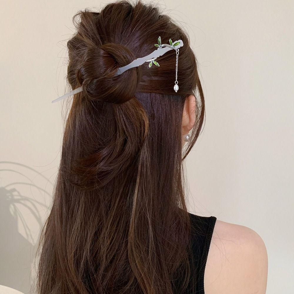 Acylic Hair Sticks for Buns Leaf Chinese Hairpin Tassel Hair Clip Traditional Chinese Clothing green
Acylic Hair Sticks for Buns Leaf Chinese Hairpin Tassel Hair Clip Traditional Chinese Clothing green