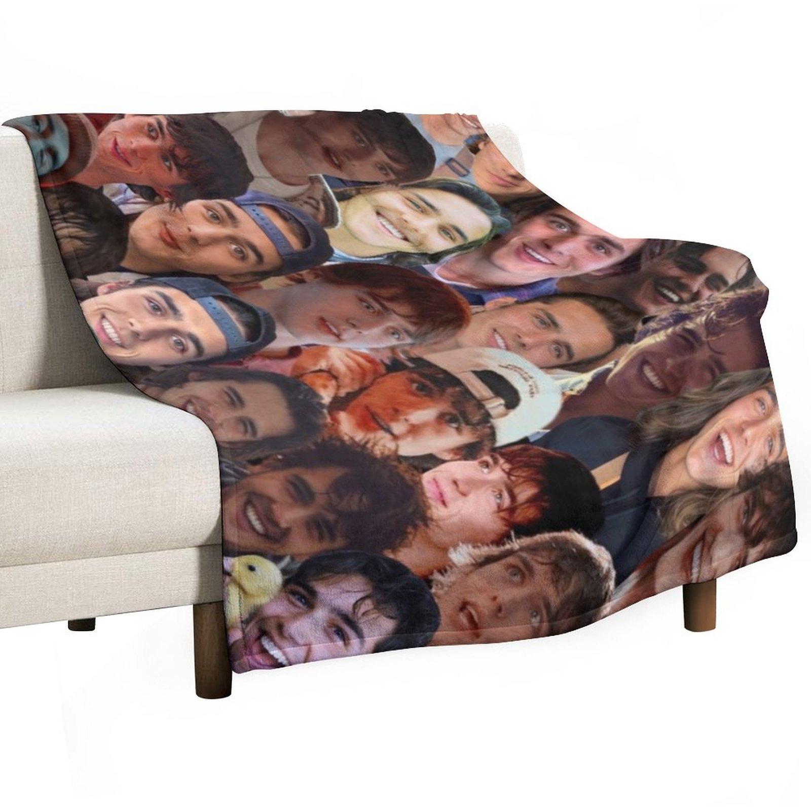 Charlie Gillespie Throw Blanket Loose decorative Large Sofa Quilt Blankets 30x40in
Charlie Gillespie Throw Blanket Loose decorative Large Sofa Quilt Blankets 30x40in