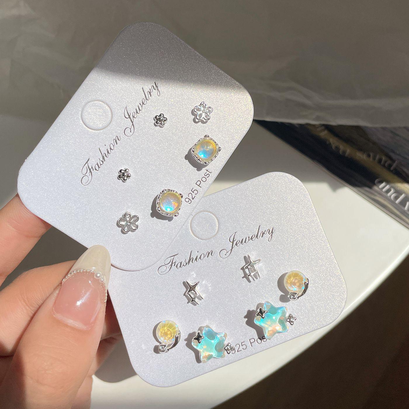 Women s Light Blue Ice Crystal Star Earrings Set - 925 Silver, Versatile, Clear & Exquisite Design
Women s Light Blue Ice Crystal Star Earrings Set - 925 Silver, Versatile, Clear & Exquisite Design